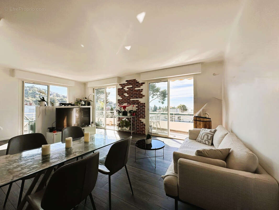 Appartement à CANNES