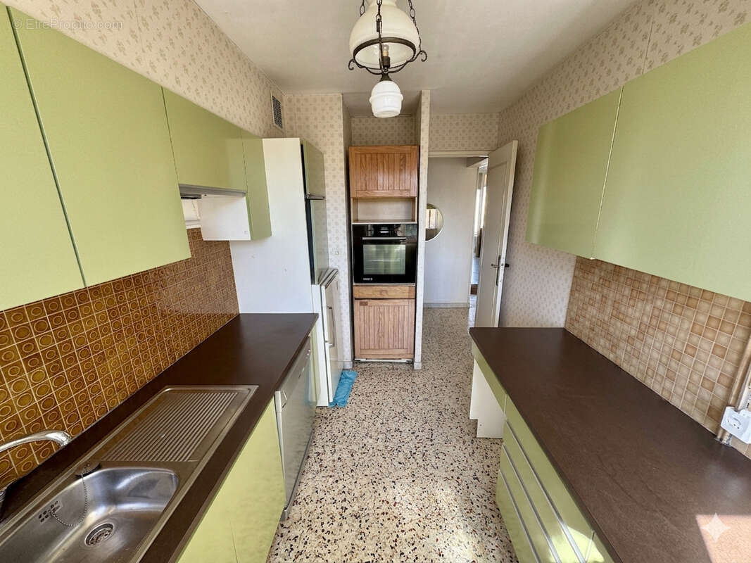 Appartement à MARSEILLE-9E