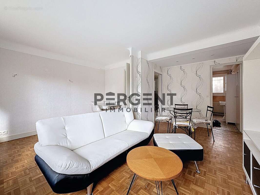 Appartement à CHARLEVILLE-MEZIERES