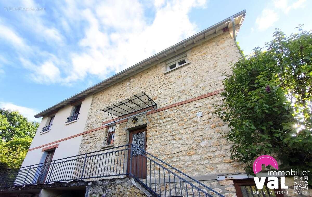 Maison à MILLY-LA-FORET