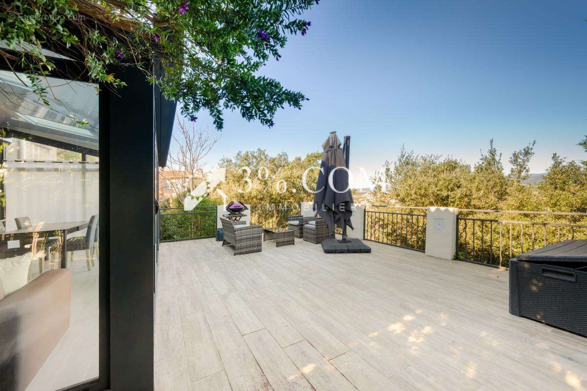 Appartement à SAINT-RAPHAEL