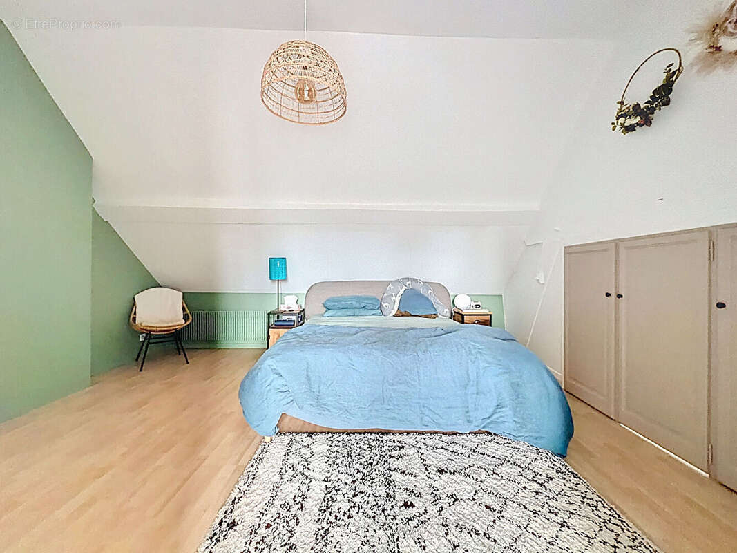 Maison à FRESNAY-LE-GILMERT