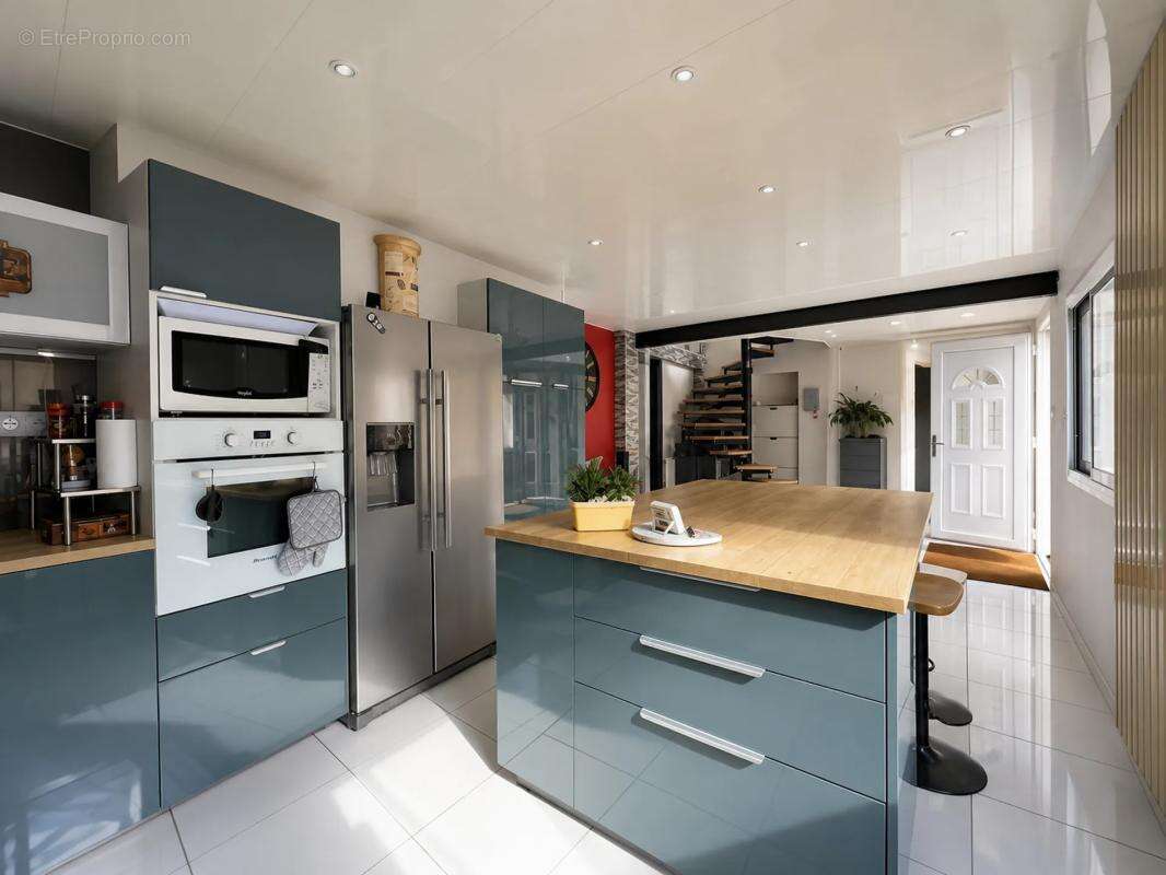 Maison de 5 pièces de 144 m² à Gerzat - photo 4