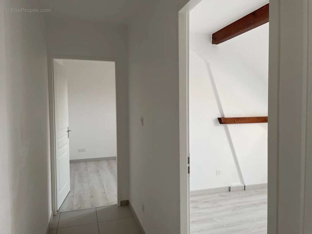 Appartement à LA TOUR-DU-PIN