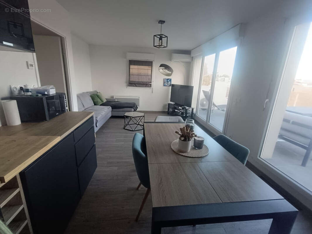 Appartement à LATTES