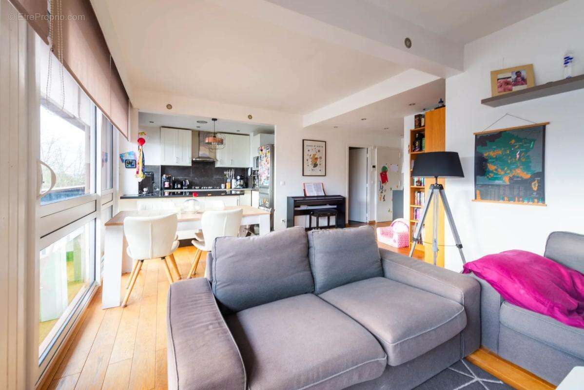 Appartement à LA CELLE-SAINT-CLOUD