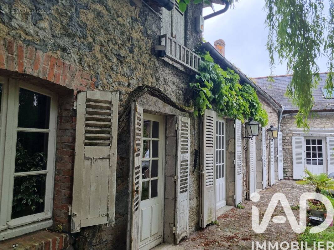 Photo 1 - Maison à GUILLEVILLE
