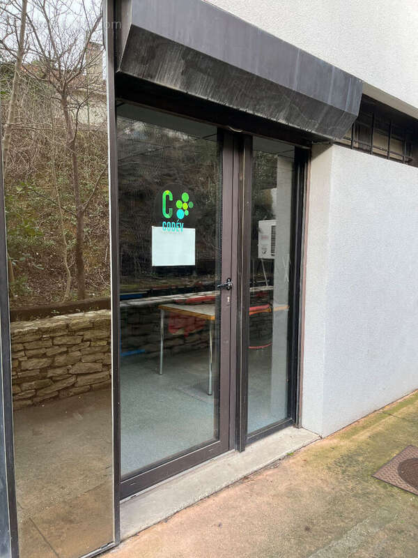 Autre à AIX-EN-PROVENCE