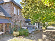 Maison à SAINT-PANTALEON-DE-LARCHE