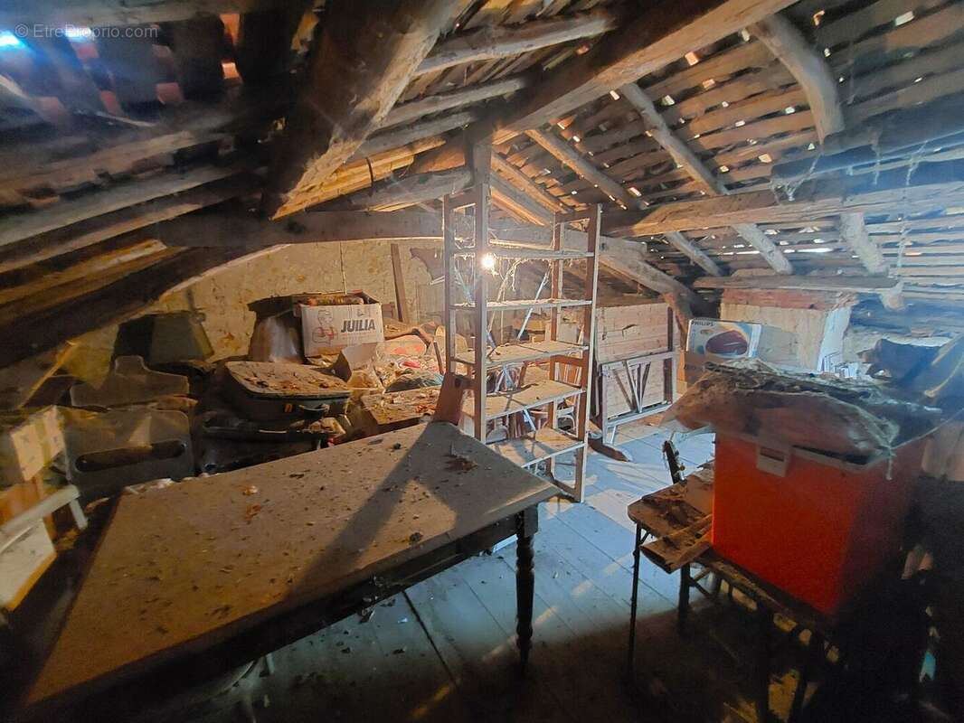 Maison en pierres à un petit prix secteur "proche aspet"... - photo 18