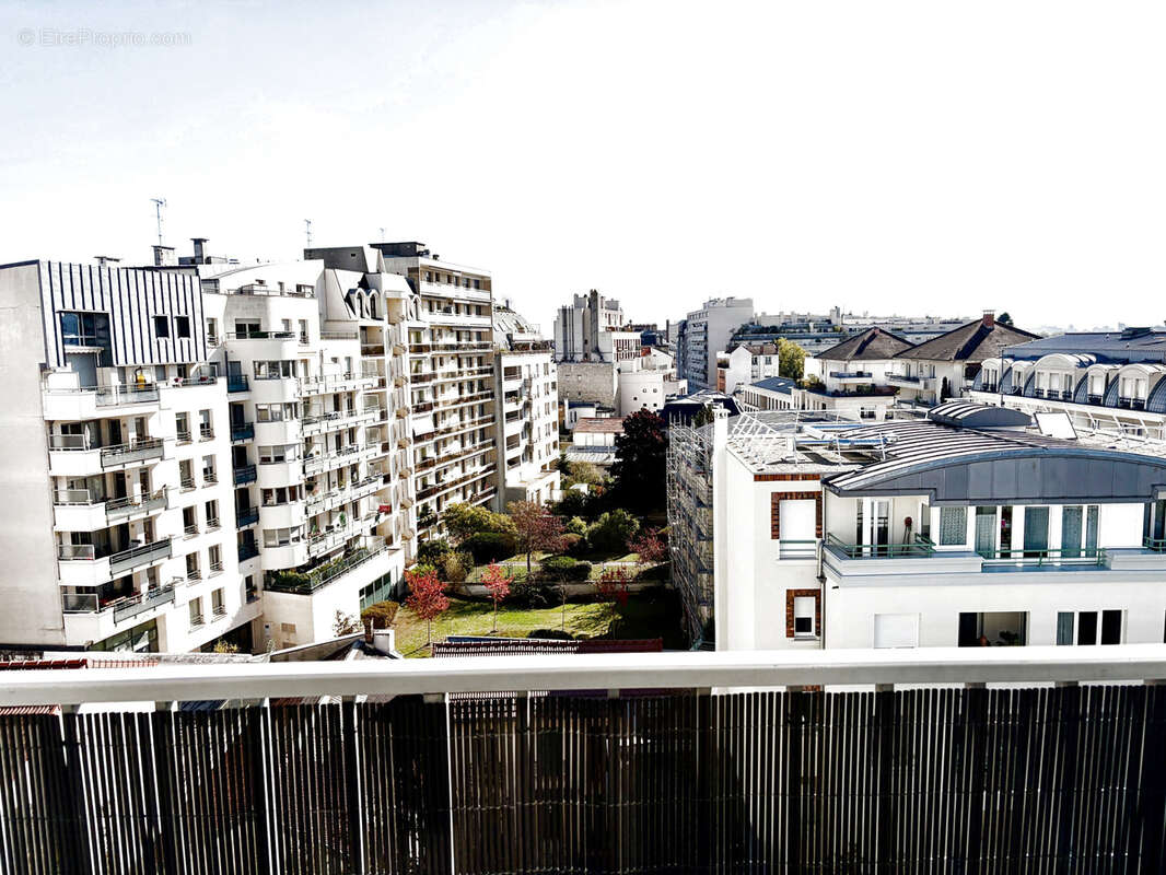 Appartement à CHARENTON-LE-PONT