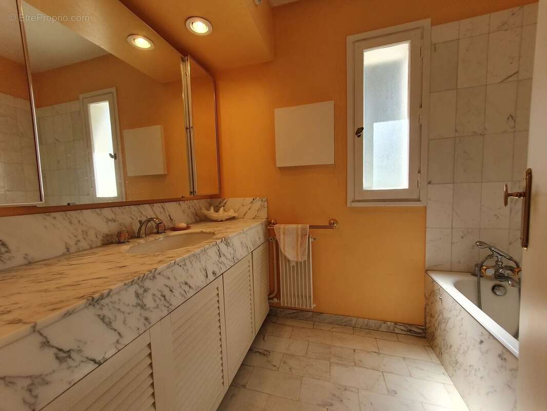 Appartement à CASSIS