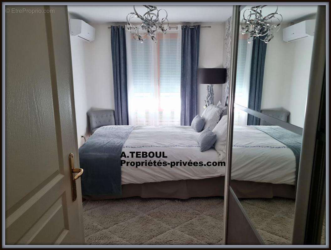 Villeurbanne Gratte-ciel - 122m² - T4Bis - Balcon 12m² - Suite Parentale - Cli:matisation - Garage - photo 7