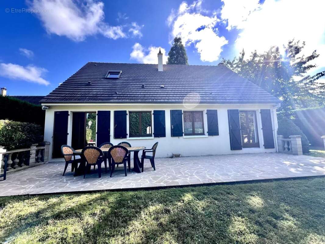 Maison à CROUY-EN-THELLE