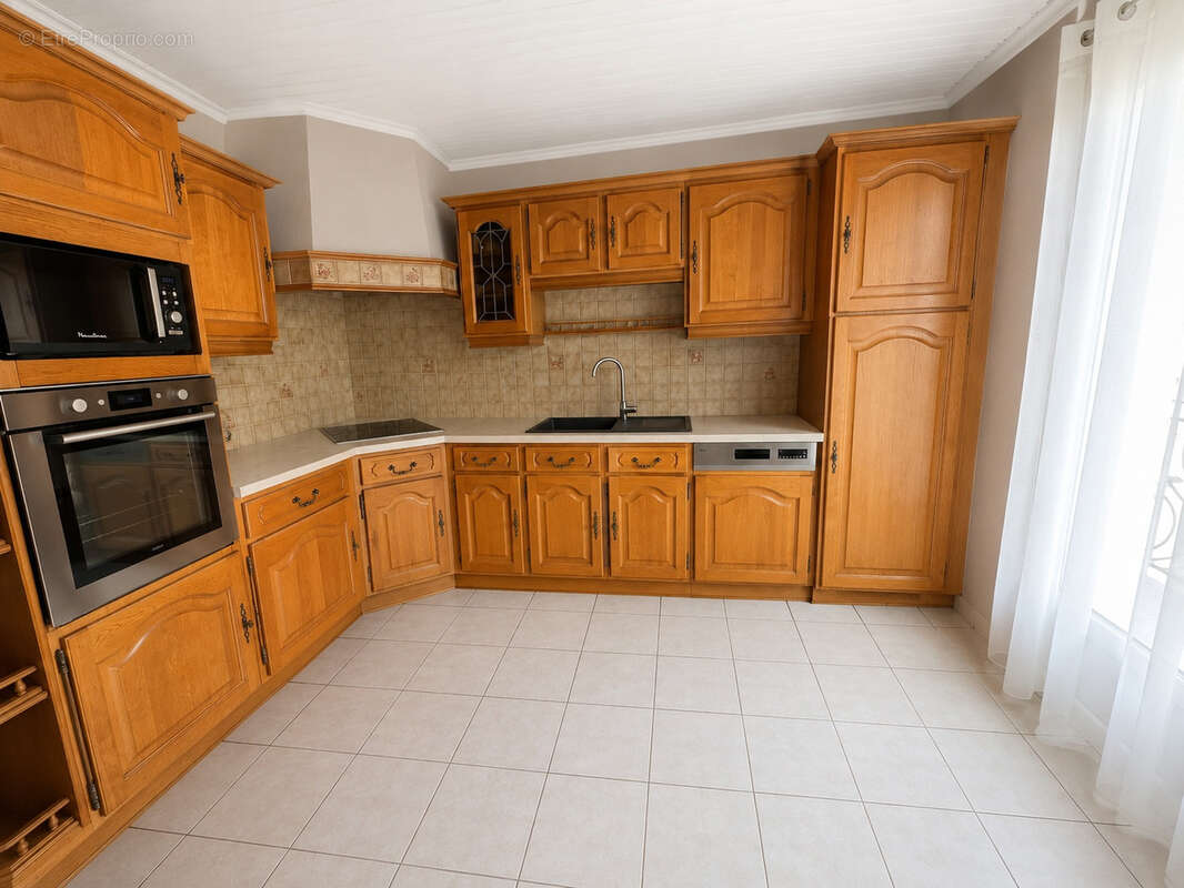 Maison à ROLLEVILLE