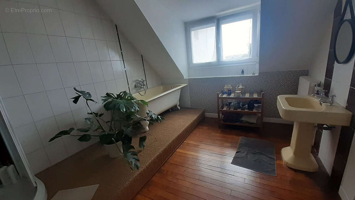 Brest ? Quatre Moulins : Élégante maison des années 30 de 150 m² habitables en parfait état - photo 7