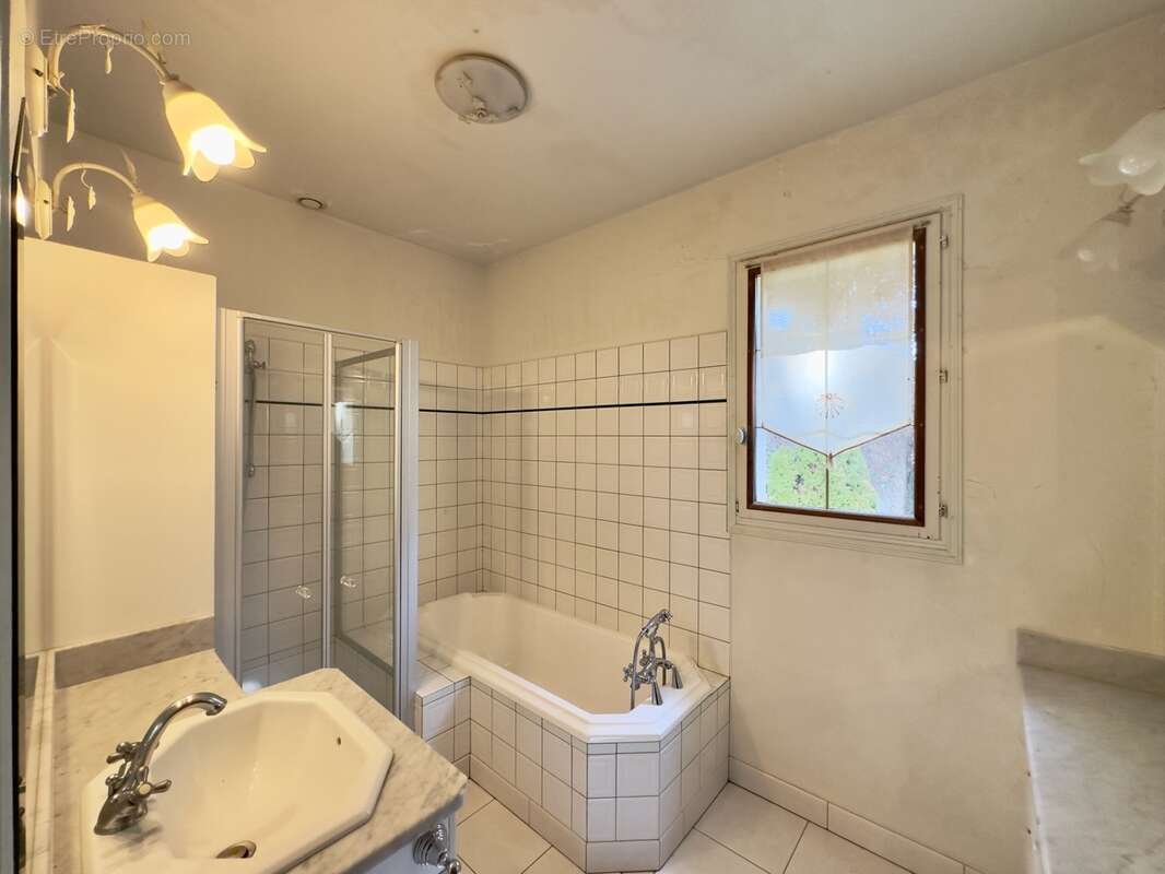 Maison 6 pièces avec terrain de 4 700 m² – Bord de rivière, belle vue sur la campagne – Bretteville-sur-Laize (14) - photo 31