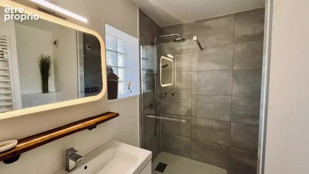 Golfe-Juan Studio 31 m² idéal investissement locatif - photo 6