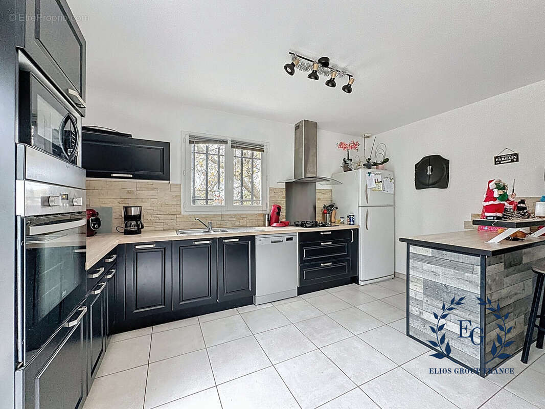 Maison à BESSE-SUR-ISSOLE