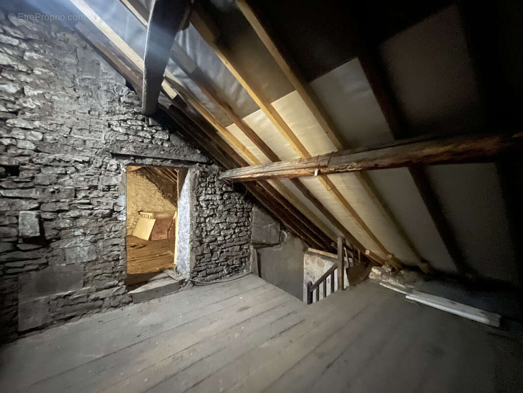 Maison à CHATELLERAULT