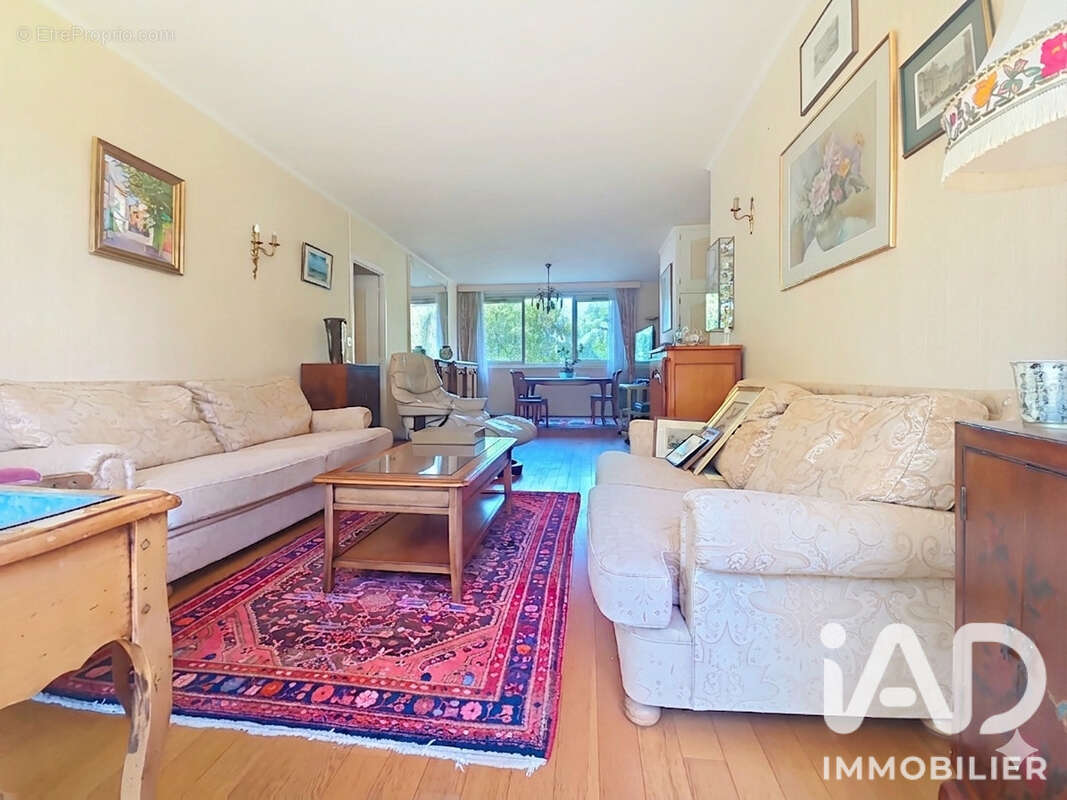 Photo 8 - Appartement à MARLY-LE-ROI