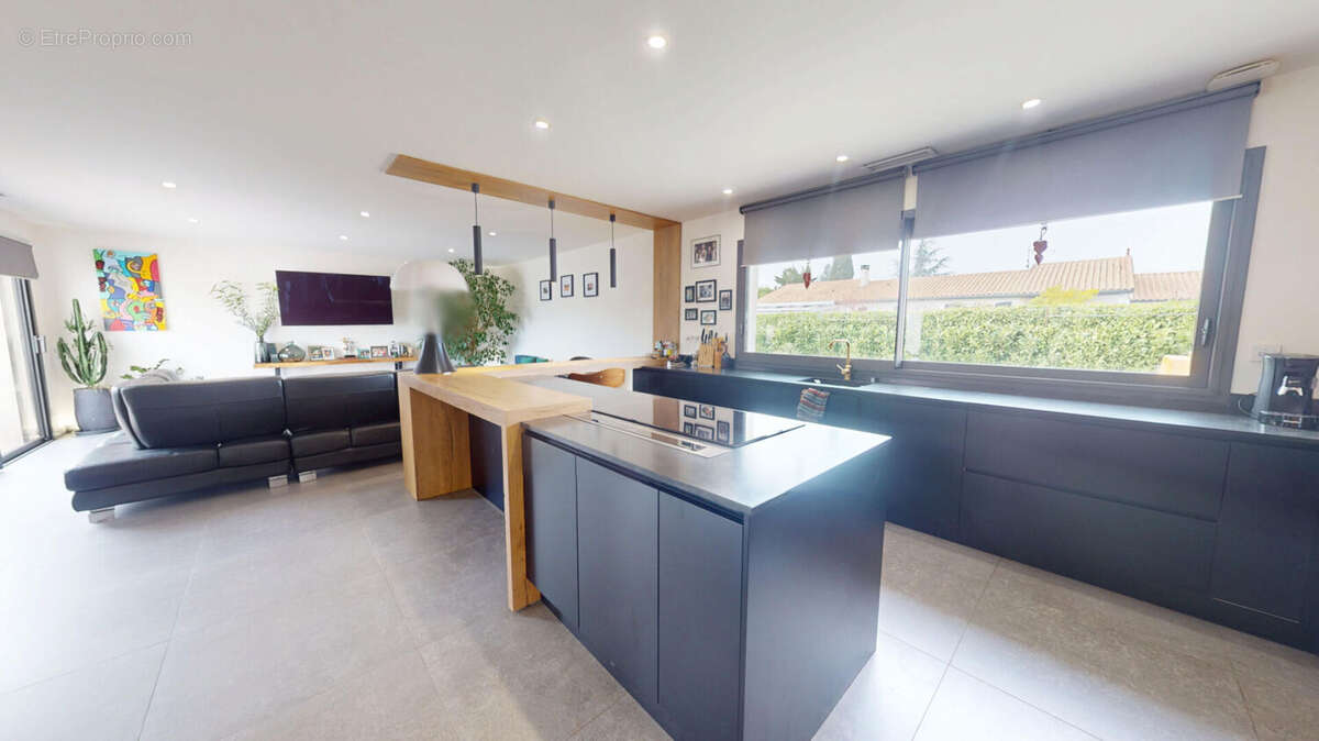 Villemoustaussou - Maison familiale avec piscine & studio indépendant ! - photo 4