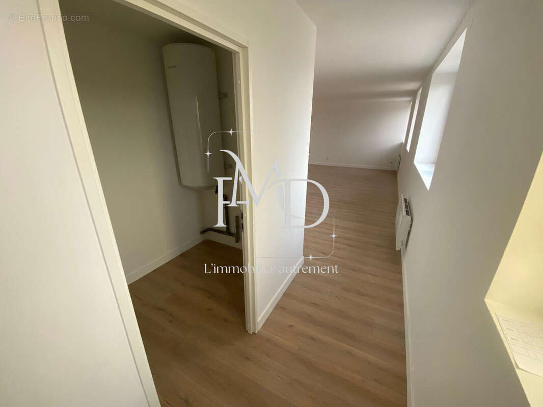 Appartement à CHARMES