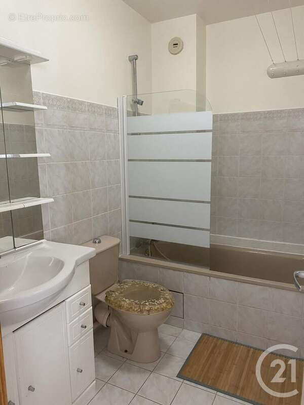 Appartement à BRIE-COMTE-ROBERT