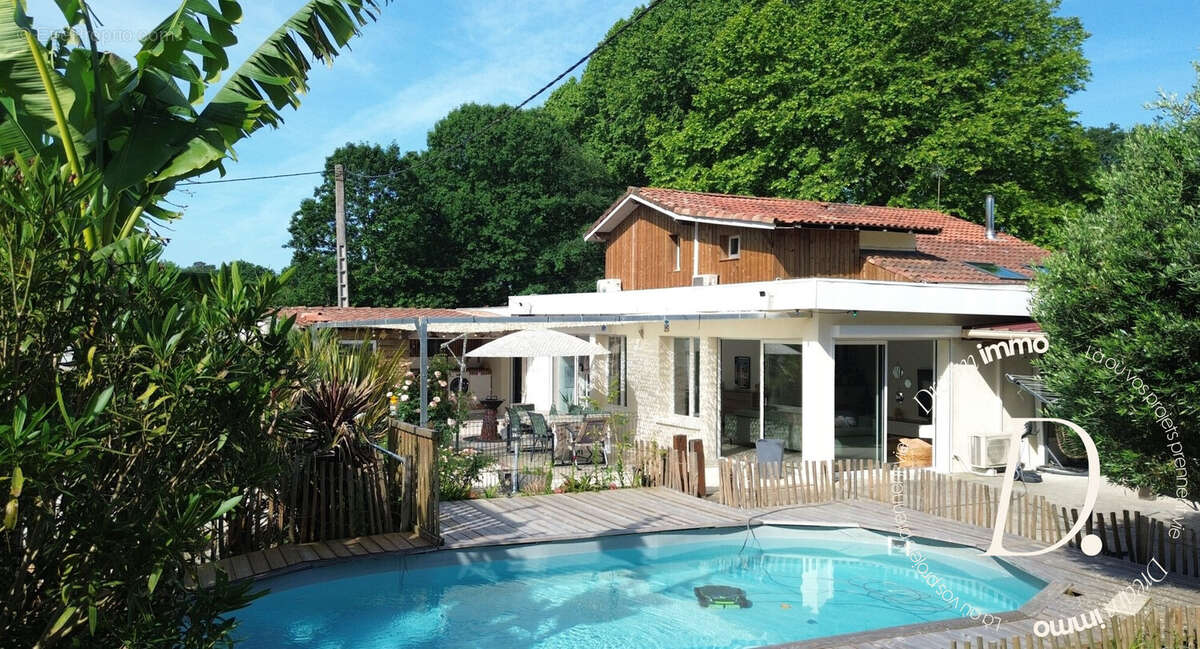 Maison à PONTONX-SUR-L'ADOUR