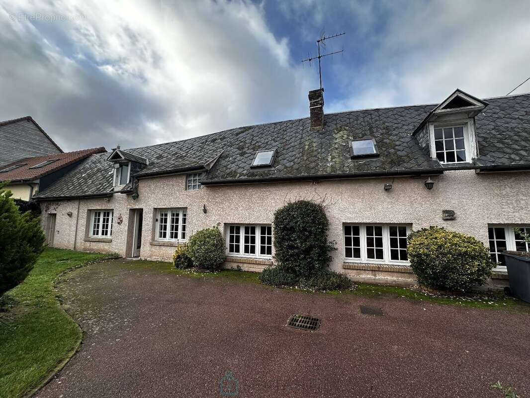 Maison à SAINT-PIERRE-LES-ELBEUF