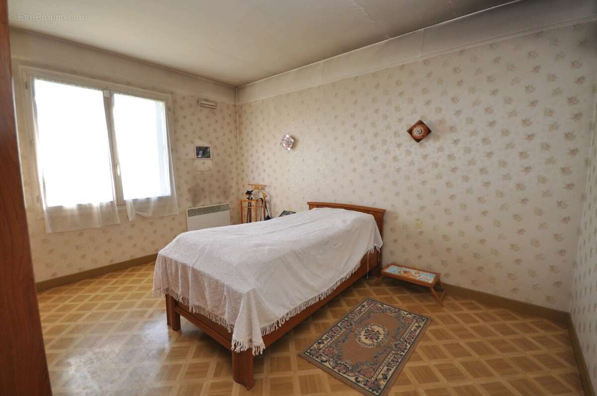 Maison à AVRAINVILLE