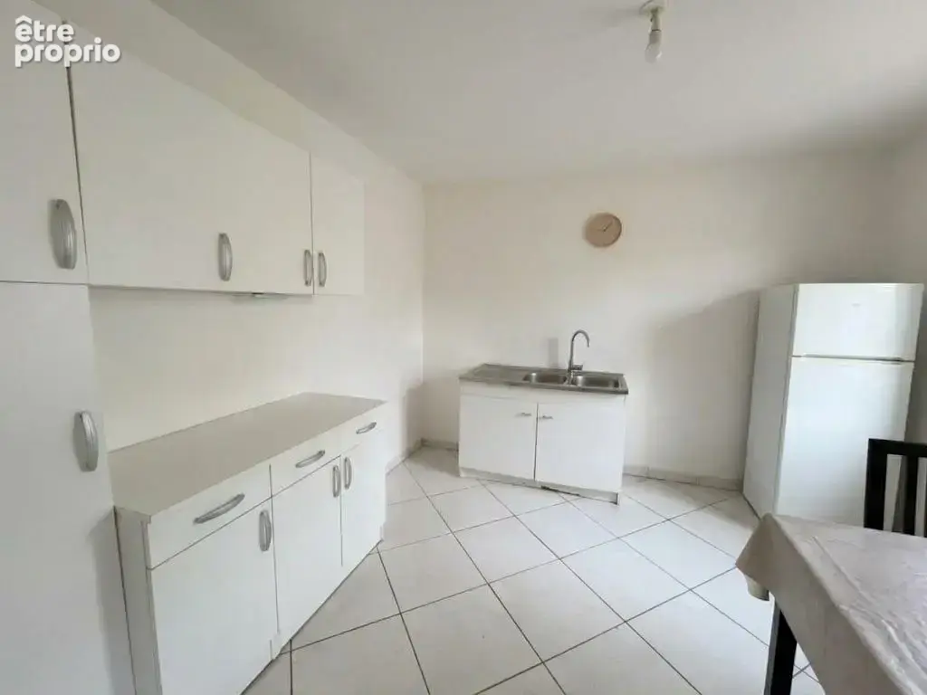 Maison À Vendre Le calme de Clémont dans un cadre lumineux et évolutif - photo 2