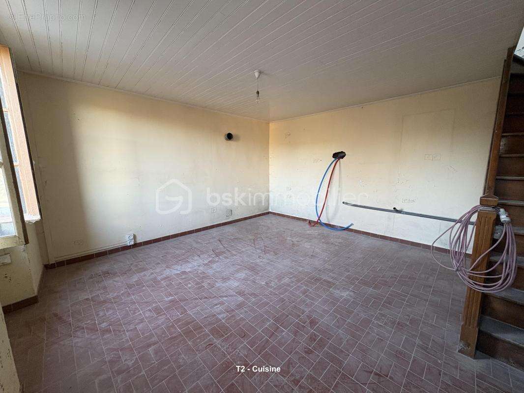 Maison T4 + Appartement T2 à rénover - photo 11