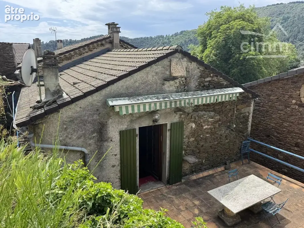 Charmante maison de village des Cévennes, belle terrasse et terrain attenant - photo 4