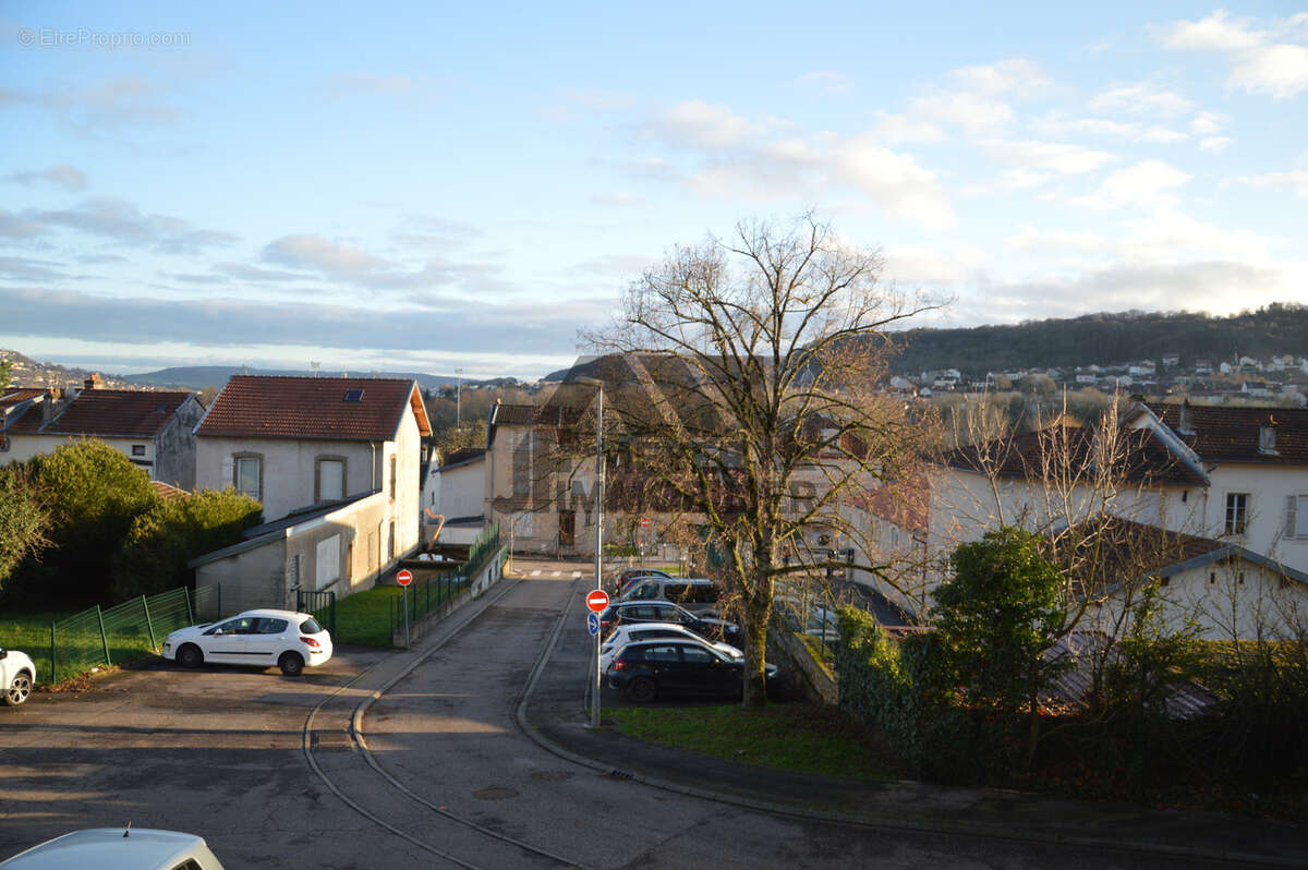 Appartement à POMPEY