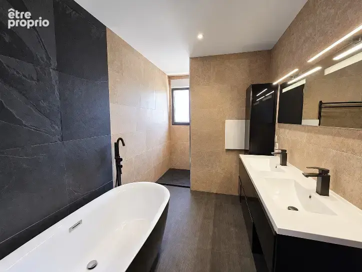 Belle propriete de 178 m2 hab + grange de 150 m2 + dependance - photo 9