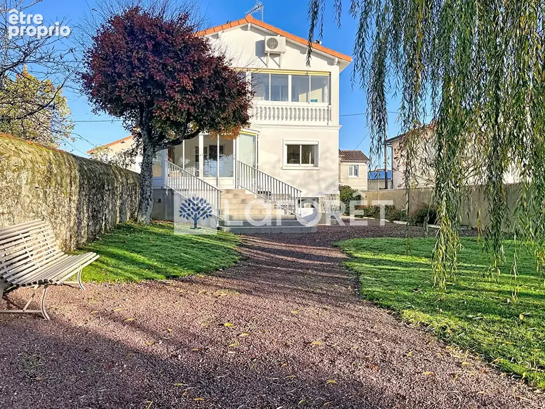 Charmante maison - Plein centre-ville - photo 3