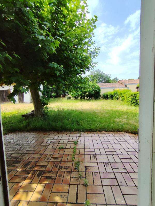 Maison à SAINT-JULIEN-EN-BORN