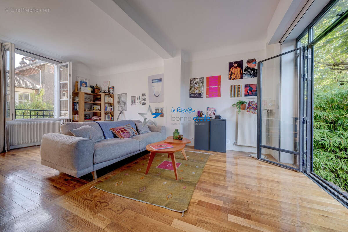 Maison à PARIS-19E