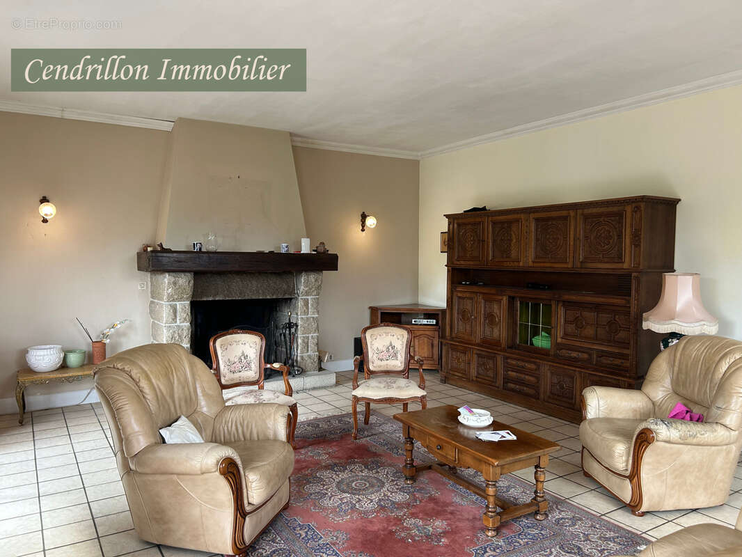 Maison à SAINT-DIZIER-LEYRENNE