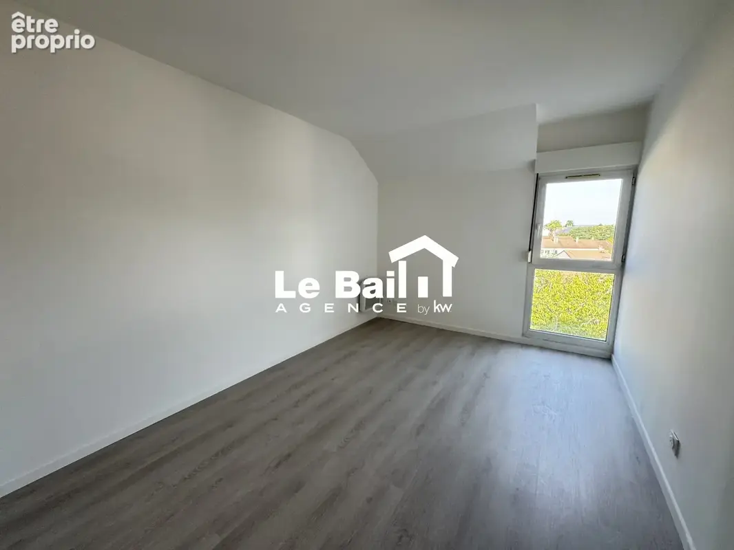 Appartement 2 pièces 51 m² à vendre à Osny (95520) - photo 6