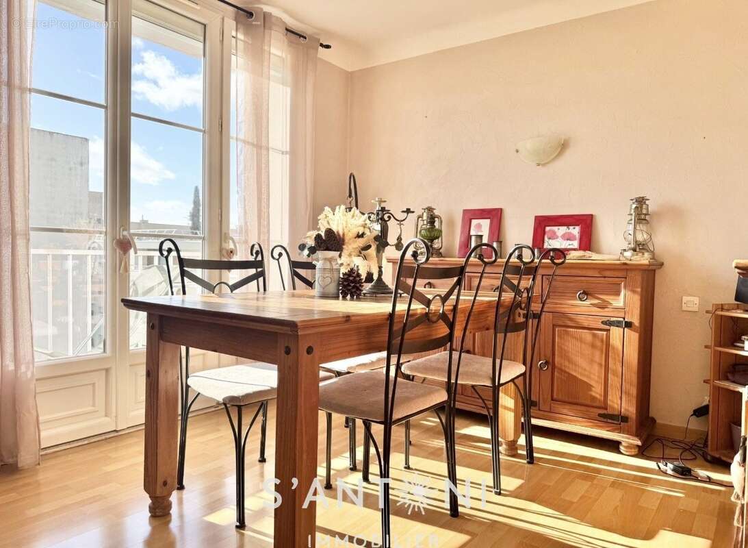 Appartement à BEZIERS