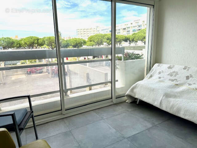 Appartement à MAUGUIO