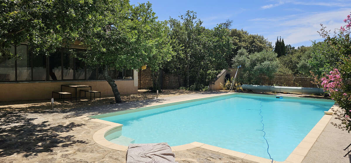 Maison à CABRIERES-D'AVIGNON