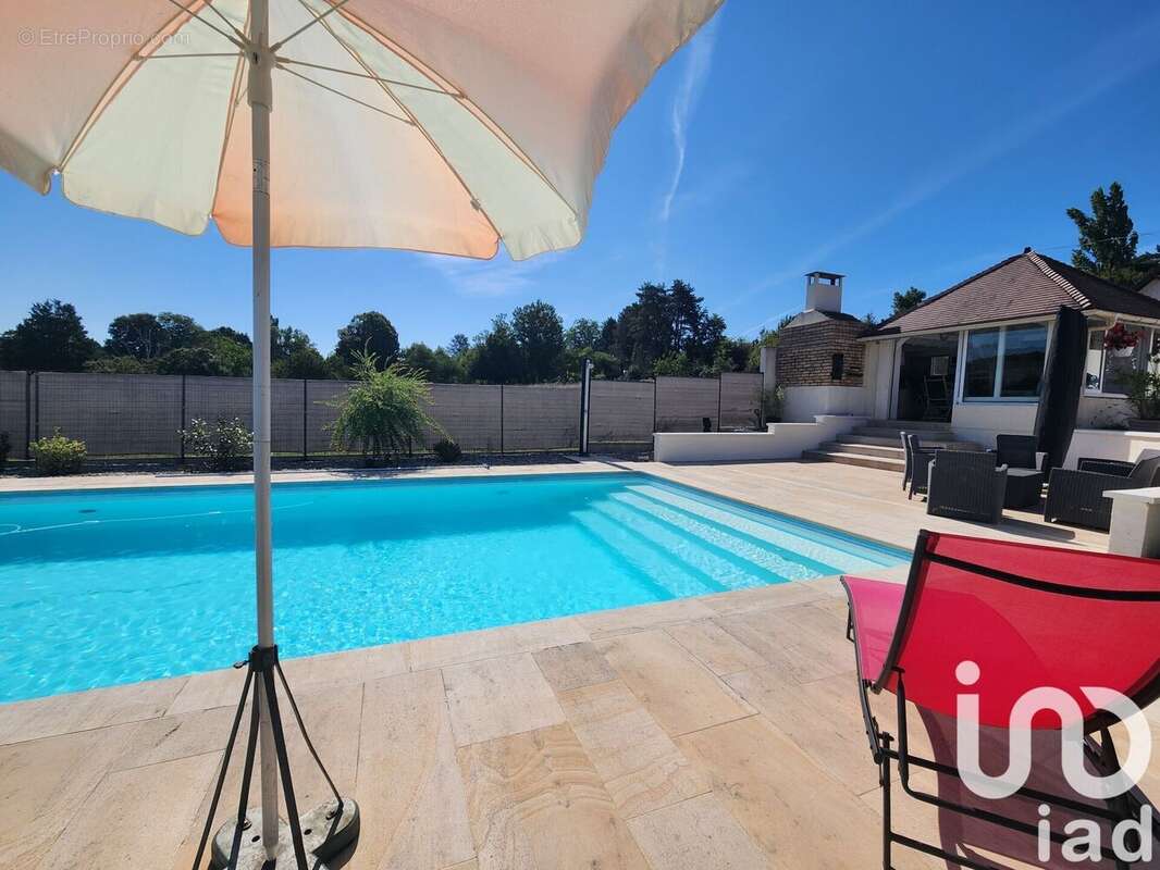 Photo 2 - Maison à CHENNEGY