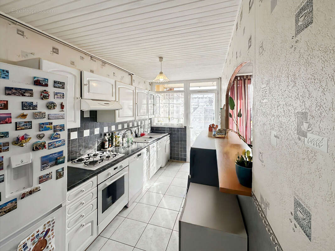 Appartement à MARSEILLE-15E