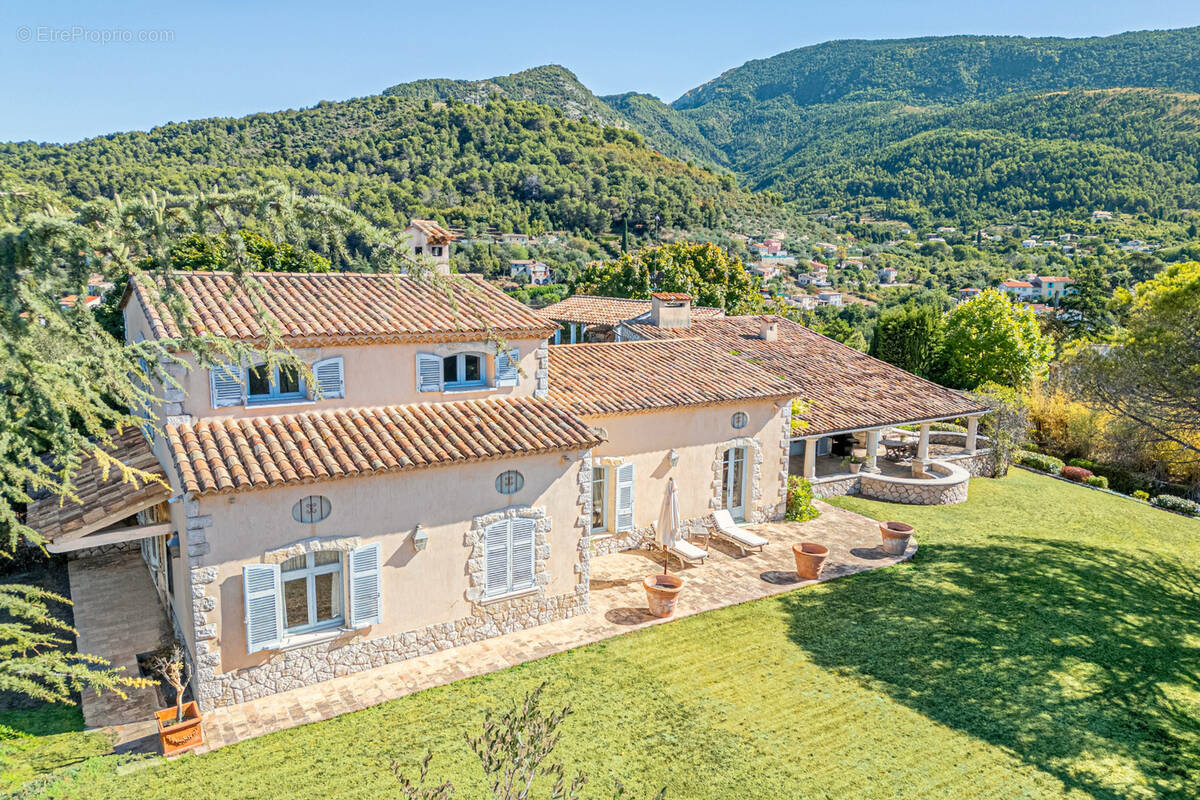 Maison à LEVENS