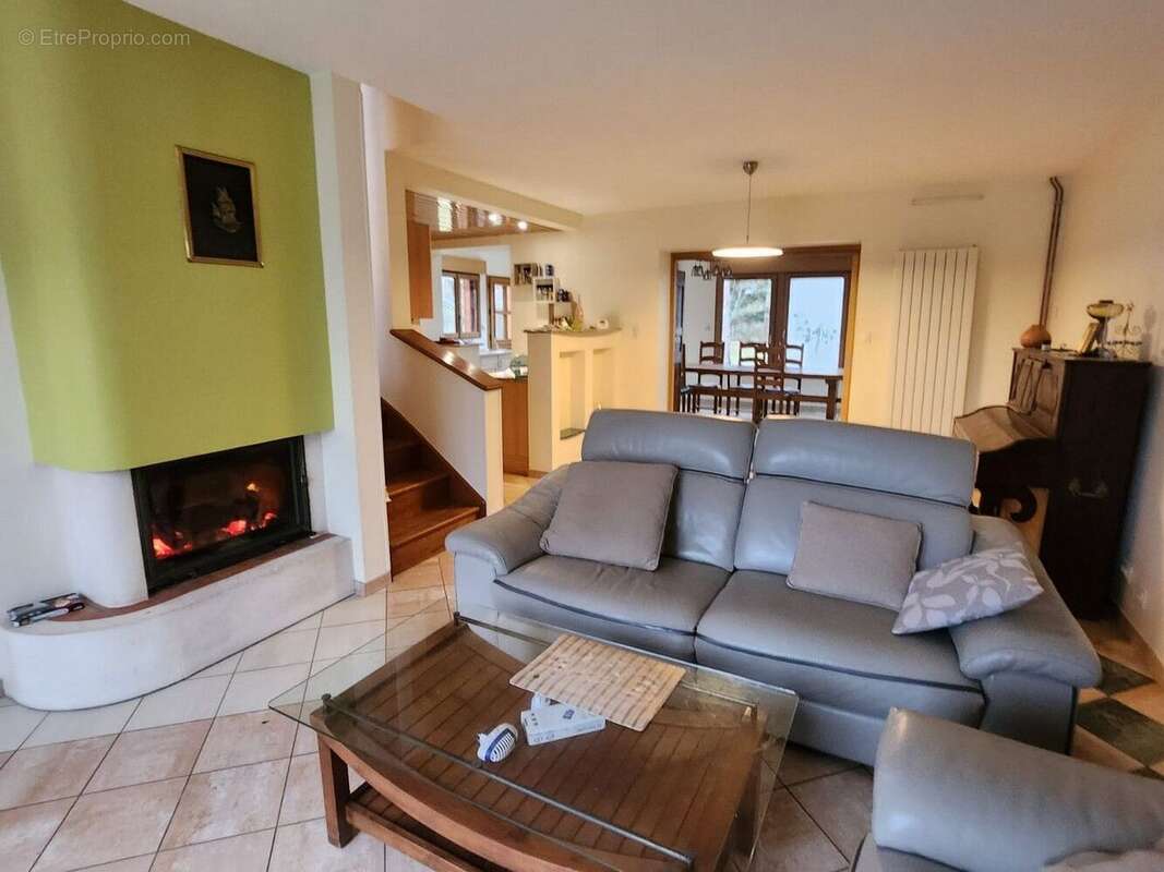 Maison à NOGENT-SUR-VERNISSON