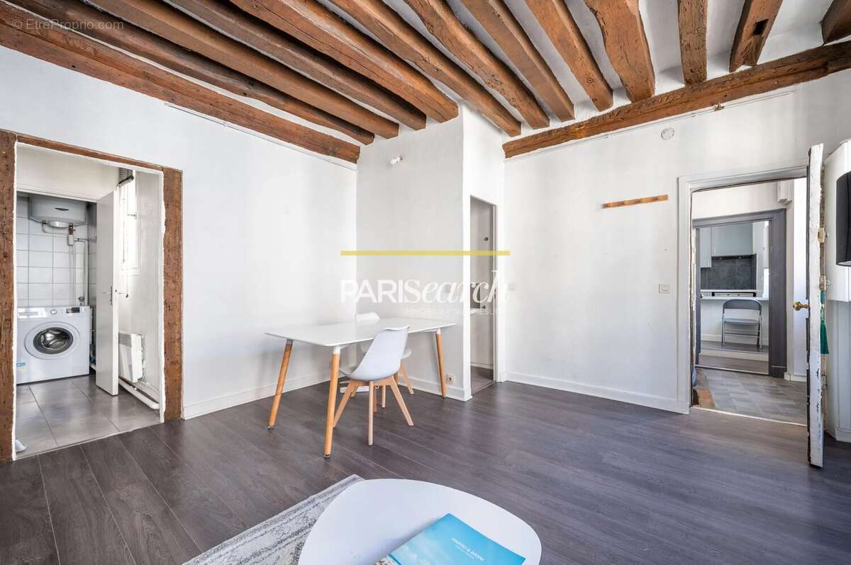 Appartement à PARIS-6E