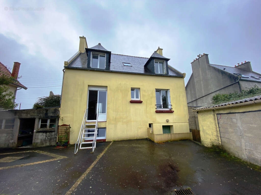 Maison à LESNEVEN